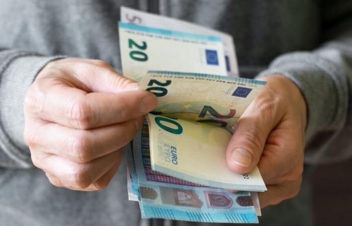 Warum der Umtausch Ihrer Dinar in Euro keine gute Investition ist