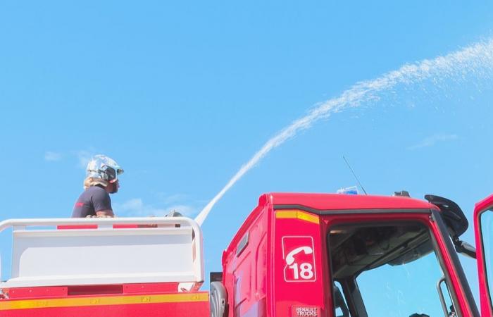 Zwei Häuser wurden in derselben Nachbarschaft zerstört