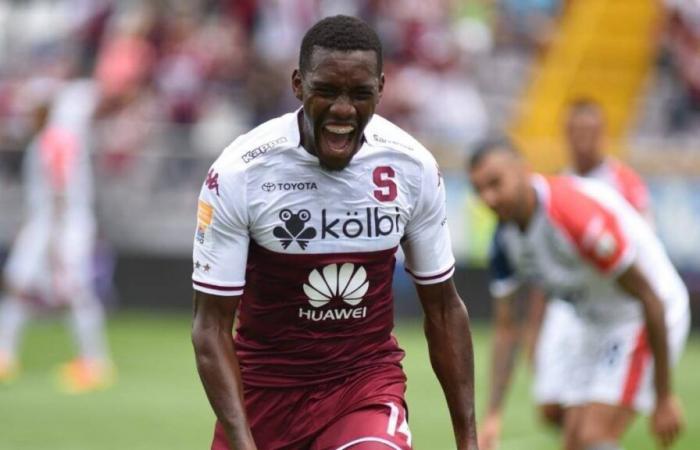 Überraschung in Saprissa: Ein ehemaliger Tetracampeón „Morado“ stärkt einen direkten Konkurrenten um den Titel