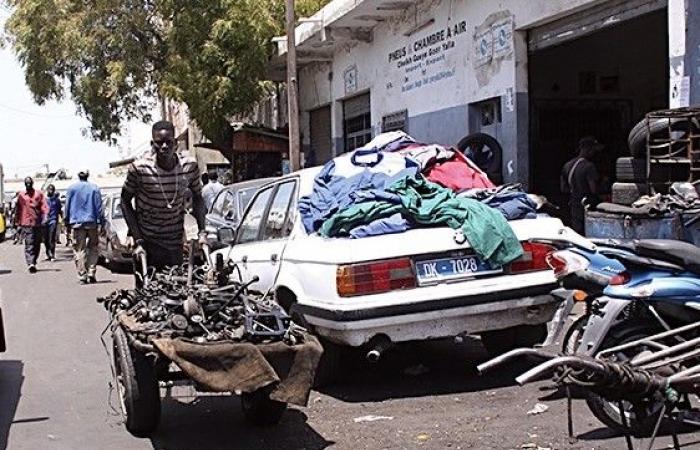 das schlagende Herz des Verkaufs und Recyclings von Ersatzteilen in Dakar