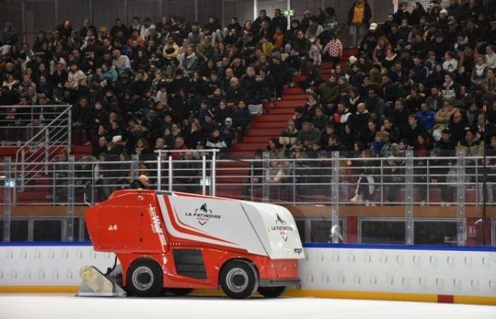 In Bildern: Erleben Sie noch einmal das Eishockeyspiel zwischen Neuilly-sur-Marne und Dünkirchen, das auf der Eisbahn von Dreux ausgetragen wurde