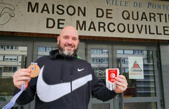 Der Leiter eines soziokulturellen Zentrums in Val-d’Oise ist auch Handballtrainer