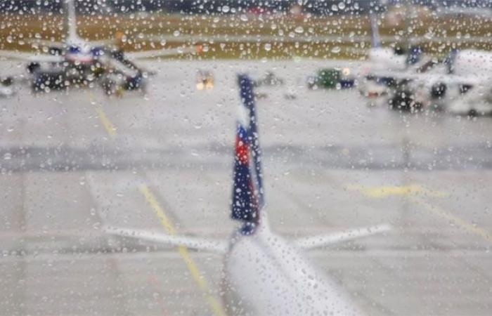 Schnee und Eis legen den Flugverkehr in Frankfurt und München lahm