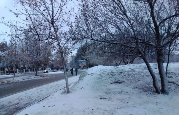 Die Stadt Ifrane trägt wieder Weiß (Fotos)