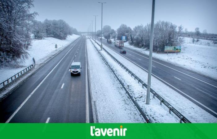 In zwei wallonischen Provinzen wurde zwischen heute Abend und Dienstagabend eine gelbe Warnung vor glatten Straßen ausgegeben