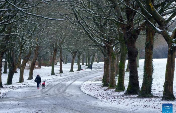 Starker Schneefall in Großbritannien führt zu Reiseunterbrechungen und Stromausfällen – Xinhua