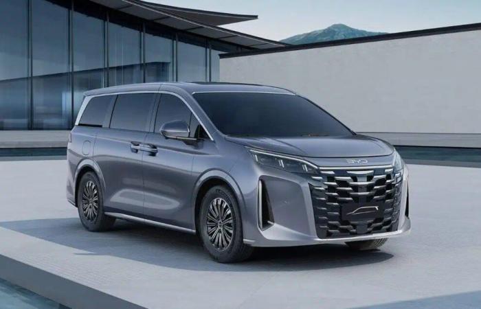 BYD bringt diesen Plug-in-Hybrid-Minivan mit atemberaubender Technologie auf den Markt: Hier ist sein Preis