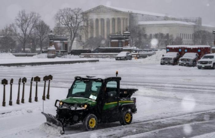 Wintersturm in den zentralen und östlichen Vereinigten Staaten, Washington unter dem Schnee: Nachrichten