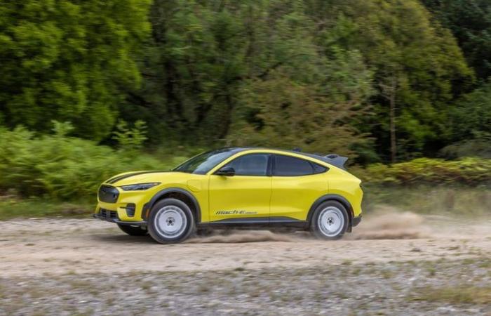 Ein Kult-Mustang-Modell wird von seiner Elektroversion um Längen geschlagen