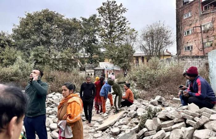 126 Tote bei schwerem Beben in der Nähe des Mount Everest, Erschütterungen waren auch in Teilen Indiens zu spüren