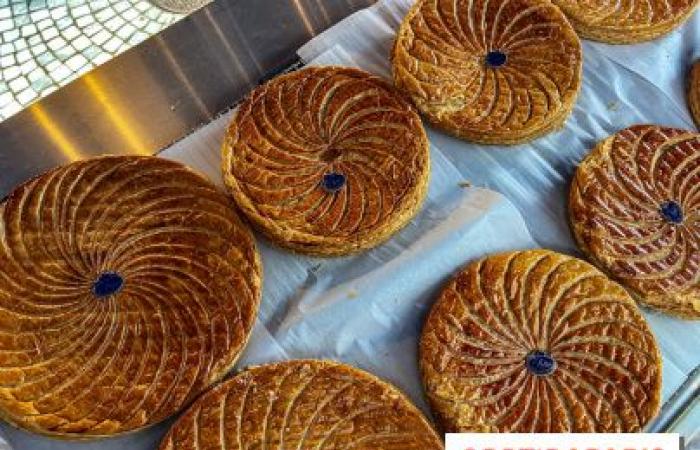 Traditionelle Galette des Rois von Stohrer 2025, die unverzichtbare Frangipane-Galette