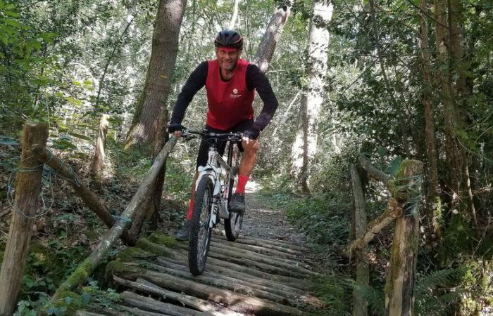 „Ich habe meine Spieler zu den Pässen mitgenommen, um Etappen der Tour de France zu sehen“ … Der Radsportbegeisterte Ex-TFC-Trainer Elie Baup hat in Comminges eine Menge Spaß