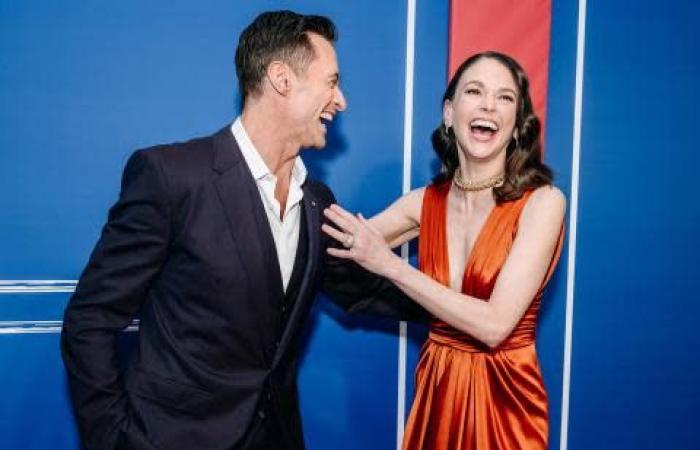 Ein Jahr nach seiner Scheidung erscheint Hugh Jackman mit seiner neuen Partnerin Sutton Foster … Wer ist sie?