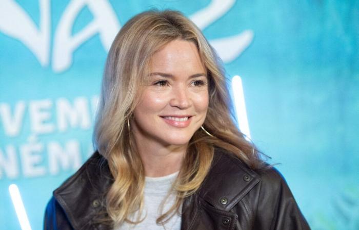 Als Grußkarte teilt Virginie Efira das Album ihres Urlaubs auf Mauritius