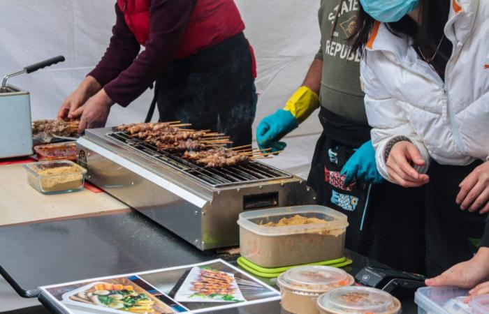 Mondneujahr 2025 auf dem Belleville Food Market mit Löwentanz