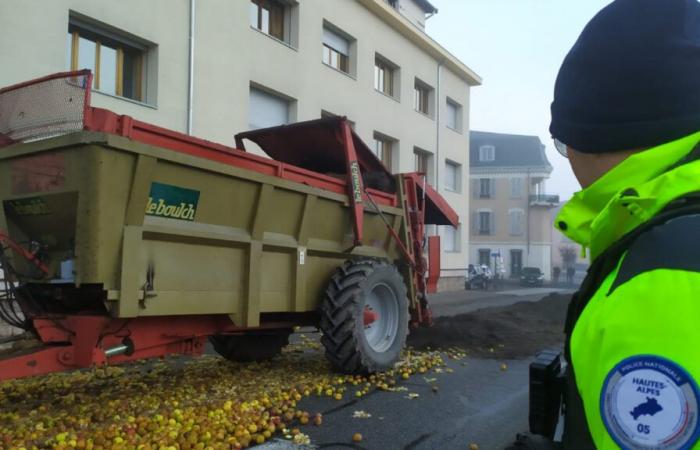 Rural Coordination 05 mobilisiert vor dem DDT in Gap