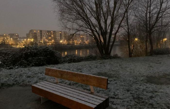 Der Schnee ist diesen Mittwoch im Norden angekommen! Hier sind die ersten Fotos der weißen Landschaften