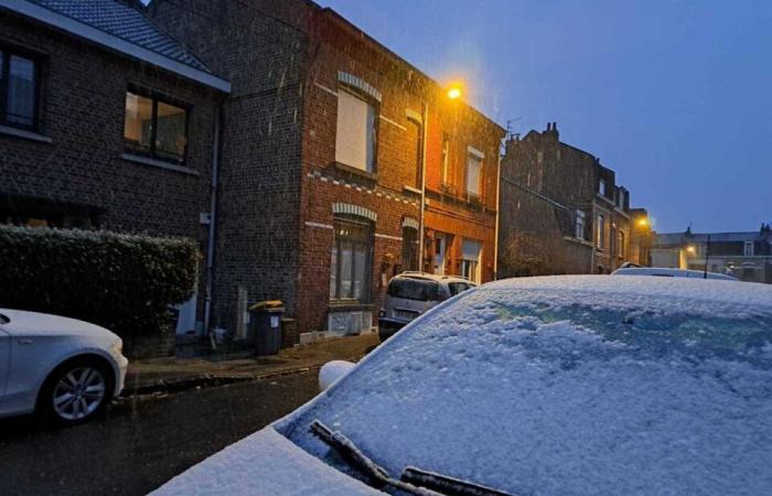 Der Schnee ist diesen Mittwoch im Norden angekommen! Hier sind die ersten Fotos der weißen Landschaften