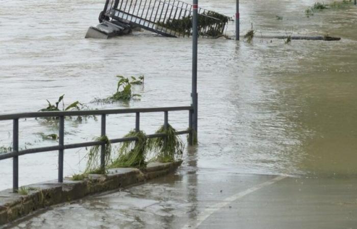 Überschwemmungen in Ille-et-Vilaine: Ein Hotel steht unter Wasser, Gäste werden per Boot evakuiert: Nachrichten