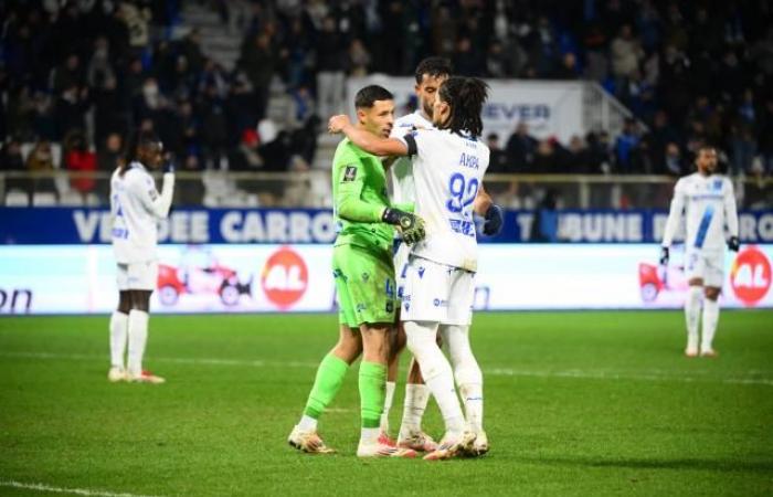 Wer ist De Percin, Auxerres Mann des Spiels gegen Lille? (Auxerre)