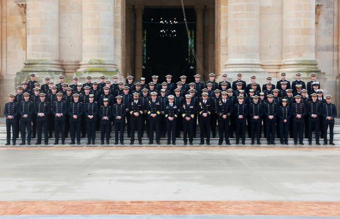 Prinzessin Leonor und ihre 75 Kameraden beten in Cadiz, bevor sie in See stechen