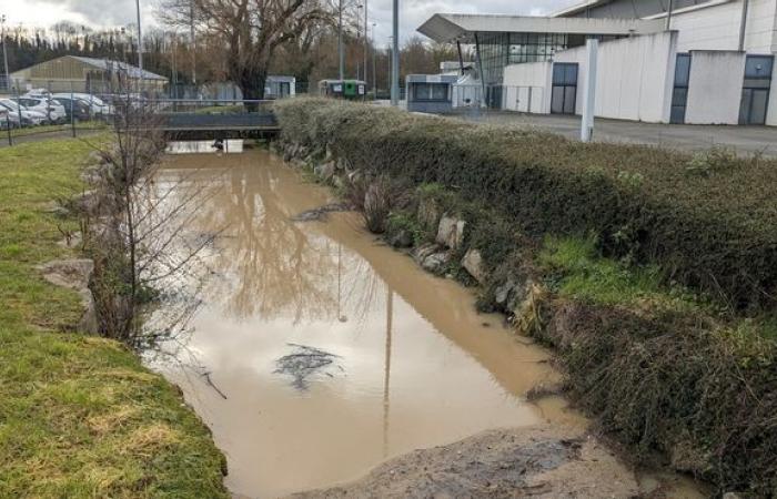 Das unpassierbare Jean-Bruck-Stadion in Dreux schließt vorübergehend seine Türen