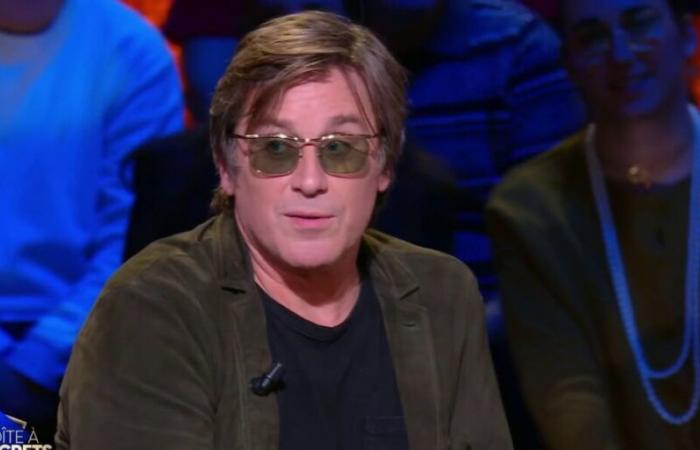 The Secret Box: Thomas Dutronc teilt eine liebevolle Erinnerung mit seiner Mutter Françoise Hardy (ZAPTV)