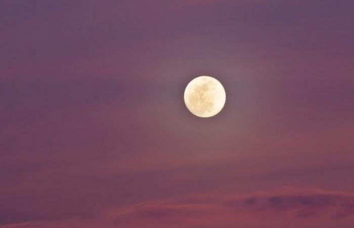 Vollmond im Krebs: Loslassen, was nicht mehr zu uns gehört