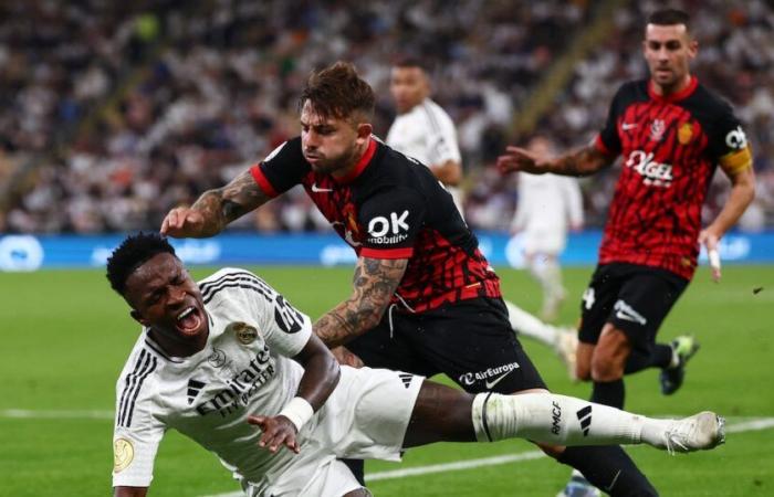 Das skandalöse Ende beim Sieg von Real Madrid gegen Mallorca: die heftigen Auseinandersetzungen zwischen Vinicius und Pablo Maffeo, einst von Scaloni einberufen