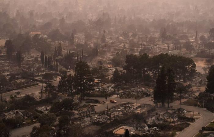 Brände in der Nähe von Los Angeles | „Die Stadt existiert nicht mehr“, sagt ein in Altadena lebender Quebecer