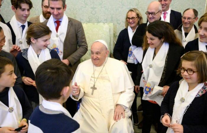 Für den Papst brauchen junge Generationen dringend eine ganzheitliche Bildung