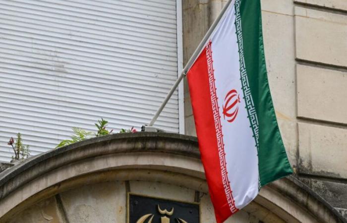 Paris ruft den iranischen Botschafter vor und verurteilt die „unerträgliche“ Situation der französischen „Staatsgeiseln“