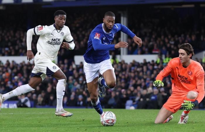 Beto und Ndiaye besiegen Peterborough als Evertons…