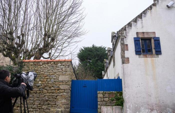 Jean-Marie Le Pen wurde heute Nachmittag in La Trinité-sur-Mer begraben