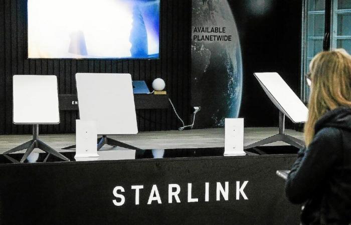 Da es ihnen an Glasfaser mangelt, nutzen diese Bretonen für ihre Internetverbindung das Starlink-Netzwerk von Elon Musk