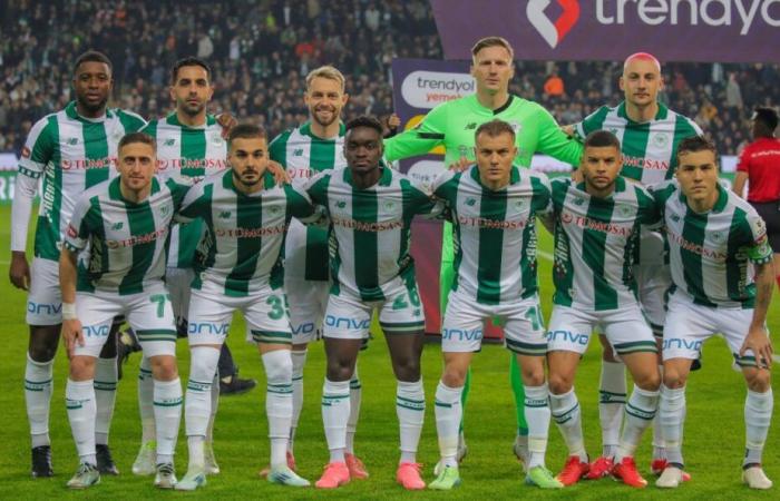 Yusuf Erdoğan von Konyaspor sprach über den Dialog mit dem Schiedsrichter! „Es tut mir leid, dass ich nicht spielen konnte, ich habe die Position verpasst“