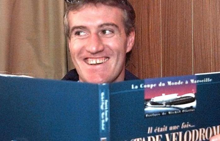 Seine Frau Claude, seine Freunde, sein 90er-Jahre-Look … Didier Deschamps in der Stadt auf 18 Fotos