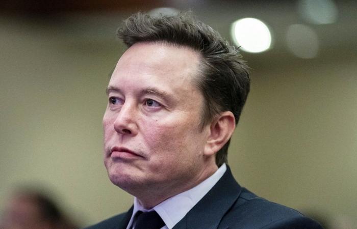 Die aktuelle Situation ist, dass Elon Musk von Trump, dem er vertraute, in den Rücken gefallen ist.