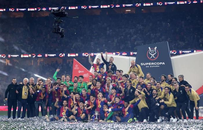 Barcelona triumphiert, Tor von Lewandowski