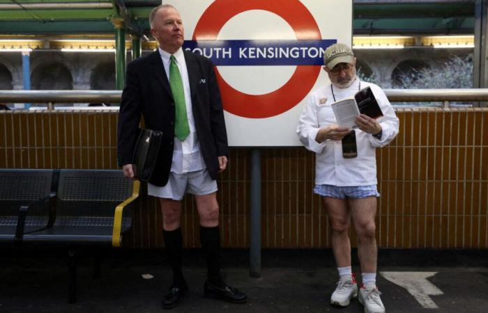 Warum saßen an diesem Sonntag viele Menschen ohne Hosen in der Londoner U-Bahn?