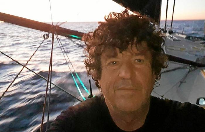 „Mein Traum wäre es, mit Charlie Dalin auf seinem Folienboot zu fahren“, sagt Jean Le Cam, Dekan der Vendée Globe. [Vidéo]