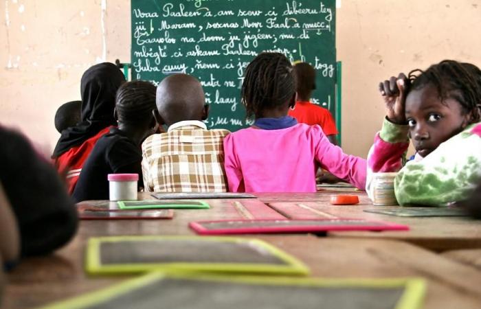 OFFIZIELLE EINFÜHRUNG VON ENGLISCH IN DER SCHULE DIESEN DIENSTAG