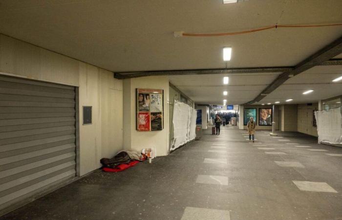 Ein Mann stirbt nach einer Auseinandersetzung am Bahnhof