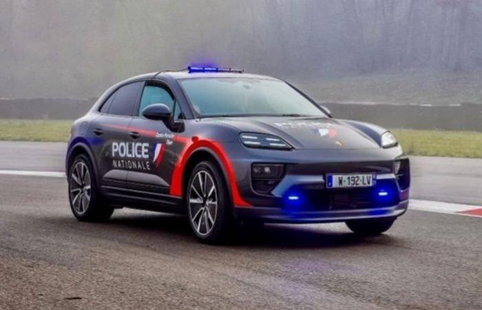 diese Elektroautos, die von der Polizei in Frankreich oder anderswo eingesetzt wurden