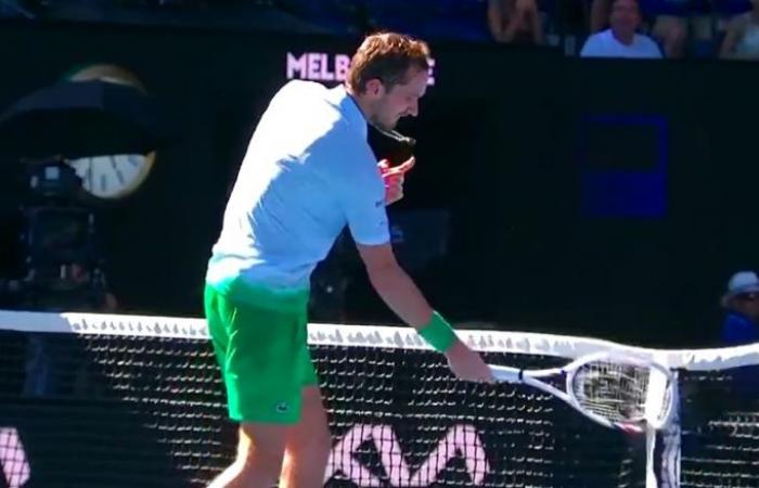 Tennis. Australian Open – Daniil Medvedev war beim 418. in Verlegenheit und traf das Netz