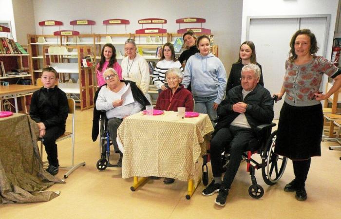 Ein Theaterstück zwischen Studenten des Albert Camus College und Bewohnern des Pflegeheims Kersalic am Freitag in Champ au Roy