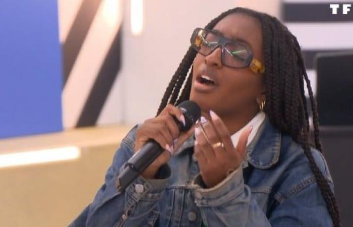 Ebony (Star Academy) singt ihr erstes Lied, die Fans sind gerührt