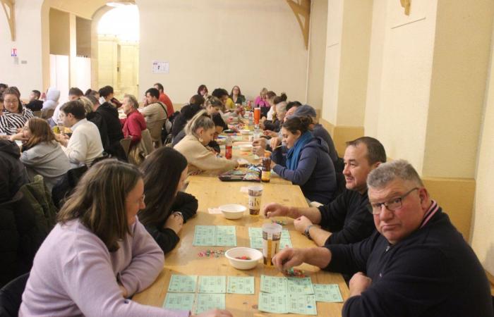 Mathéo Flandrin gewinnt den ersten Preis in der Lotterie für junge Fahnenträger