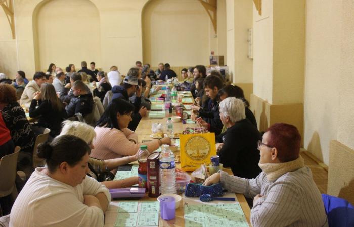 Mathéo Flandrin gewinnt den ersten Preis in der Lotterie für junge Fahnenträger