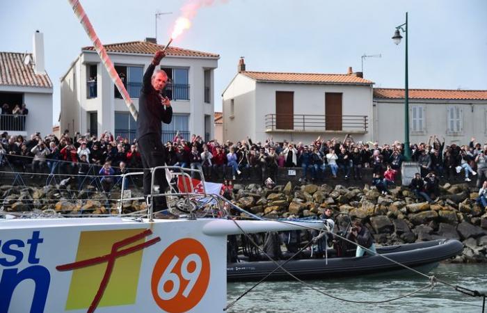 wie die Ankunft von Charlie Dalin und den Skippern der Vendée Globe inszeniert wird